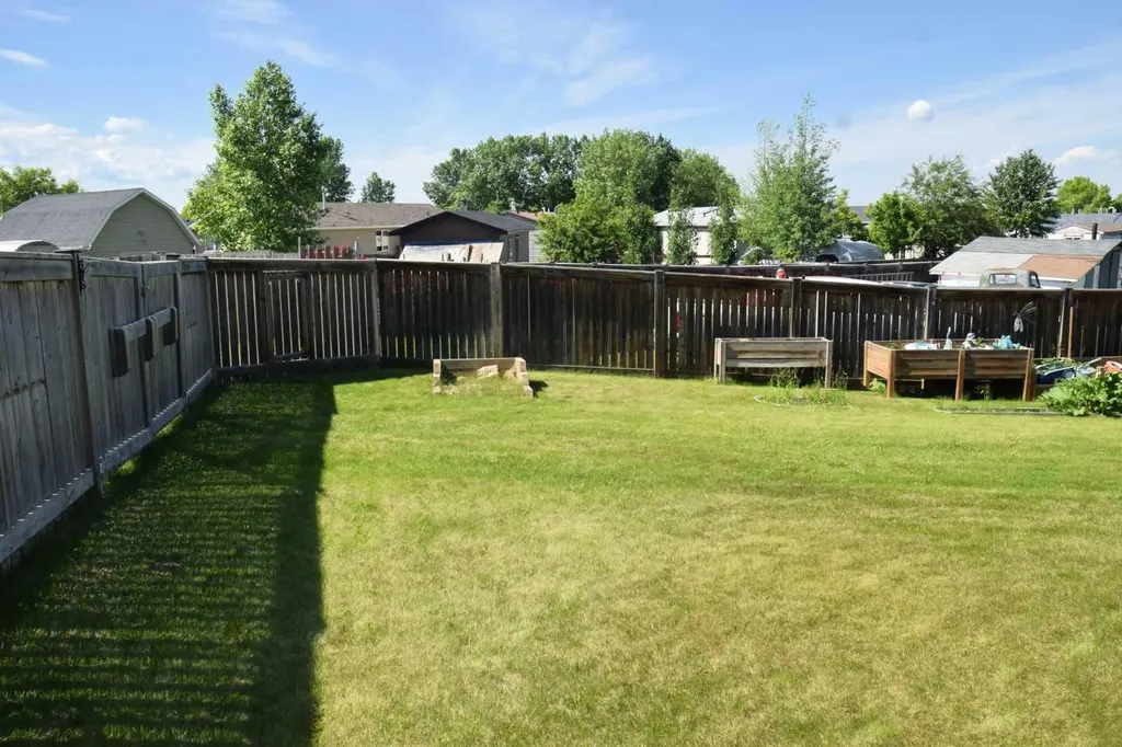188 Grenoble Crescent Fort Mcmurray AB T9H 3X8