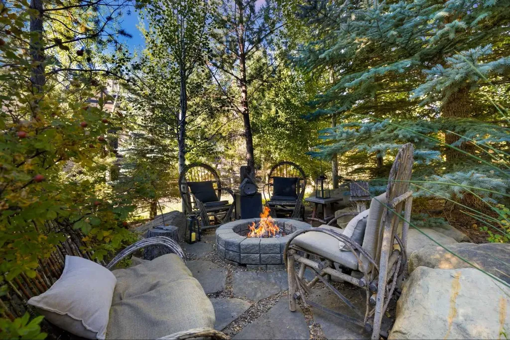 203 Elbow Ridge Haven SW Rural Rocky View County AB T3Z 3T4