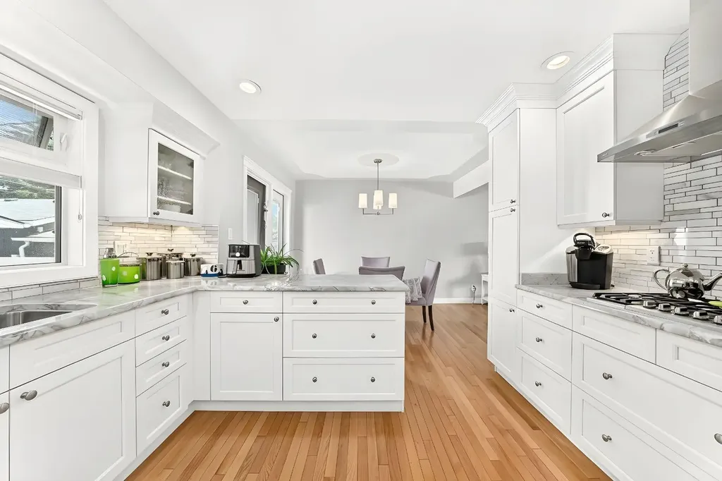 1208 Mackid Road NE Calgary AB T2E 6B1
