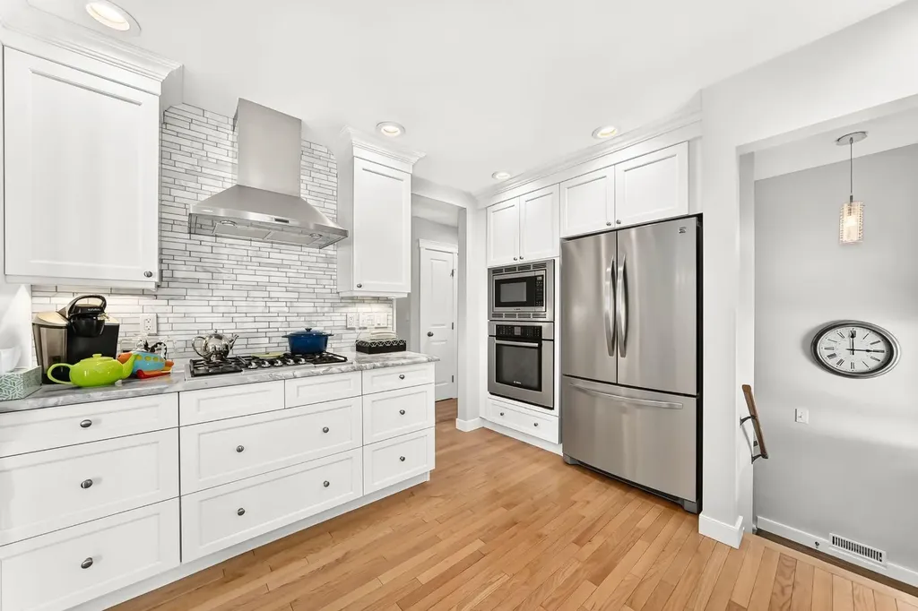 1208 Mackid Road NE Calgary AB T2E 6B1