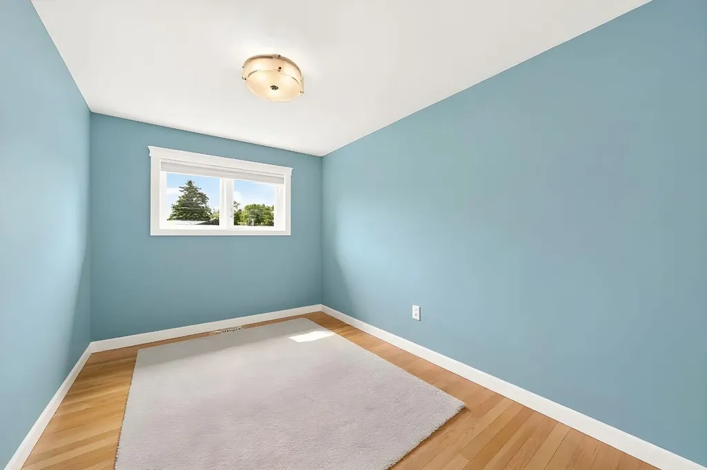 1208 Mackid Road NE Calgary AB T2E 6B1