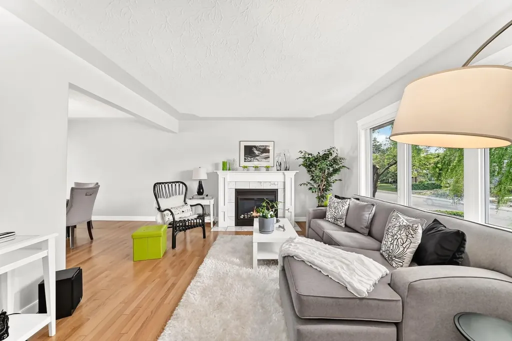 1208 Mackid Road NE Calgary AB T2E 6B1
