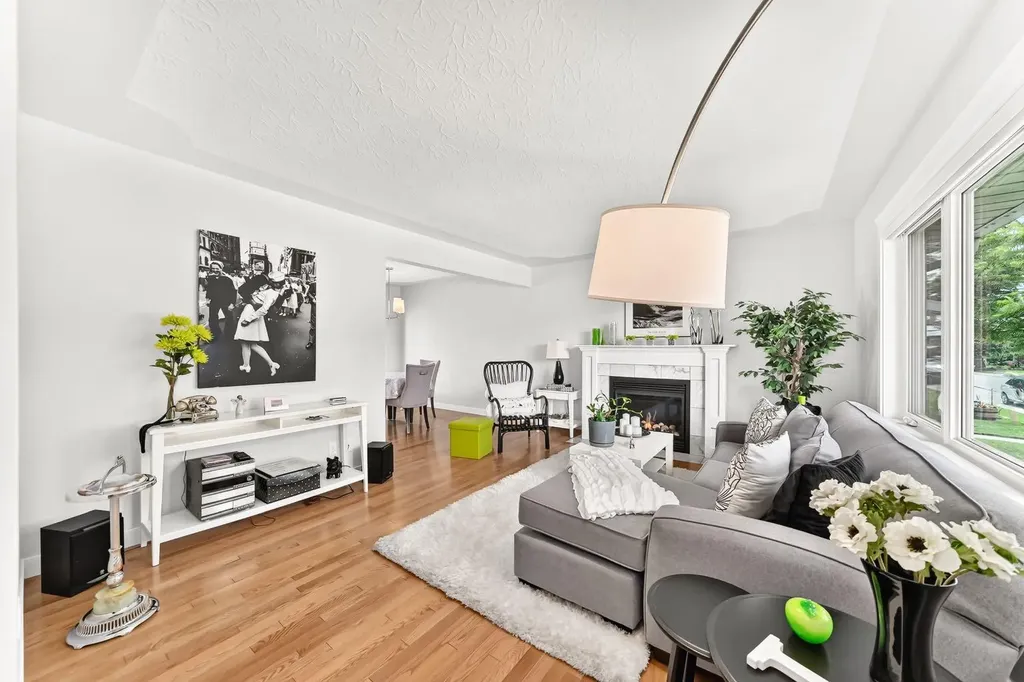 1208 Mackid Road NE Calgary AB T2E 6B1