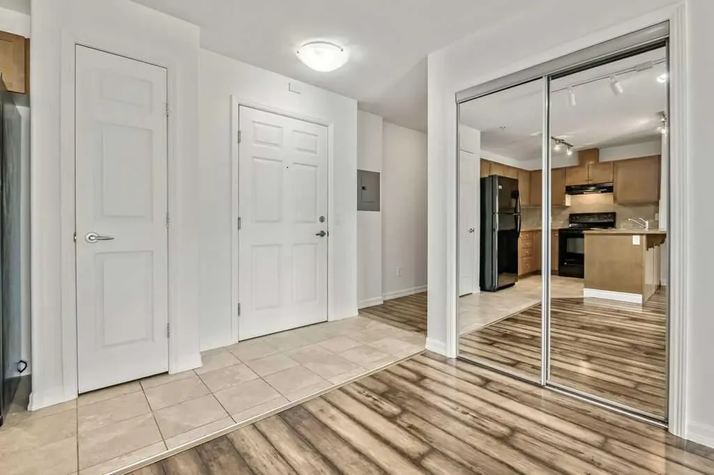 92 Crystal Shores Road Okotoks AB T1S2N1