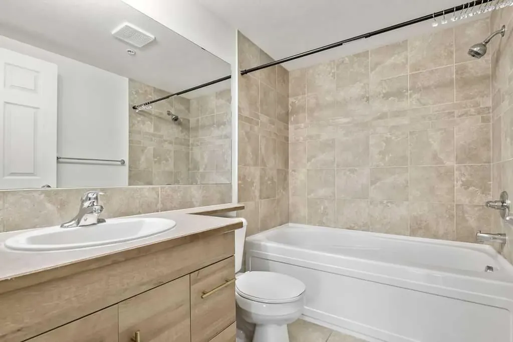 92 Crystal Shores Road Okotoks AB T1S2N1