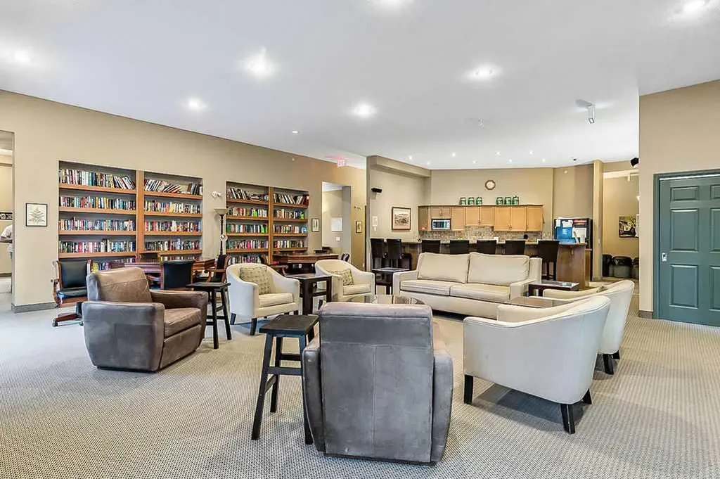 92 Crystal Shores Road Okotoks AB T1S2N1