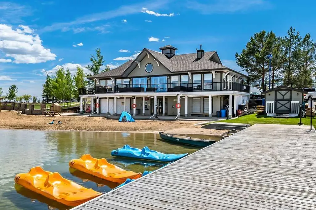 92 Crystal Shores Road Okotoks AB T1S2N1