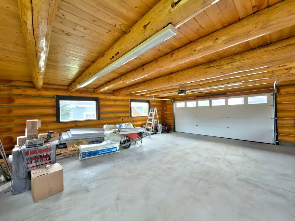 21407 29 Avenue Bellevue AB T0K 0C0