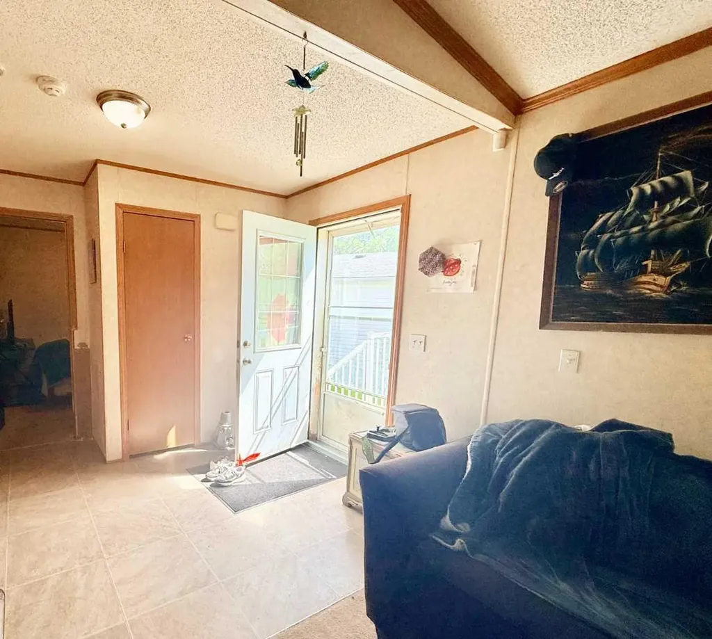 1609 14 Street Wainwright AB T9W 1K4