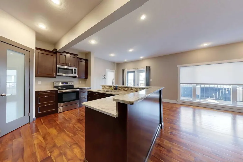 612 8 Avenue SW Slave Lake AB T0G 2A4