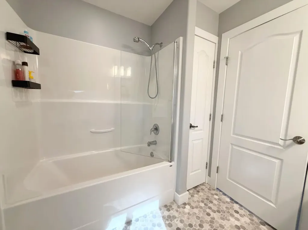 718 24 Street Wainwright AB T9W 0B6