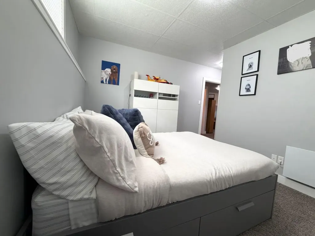 718 24 Street Wainwright AB T9W 0B6