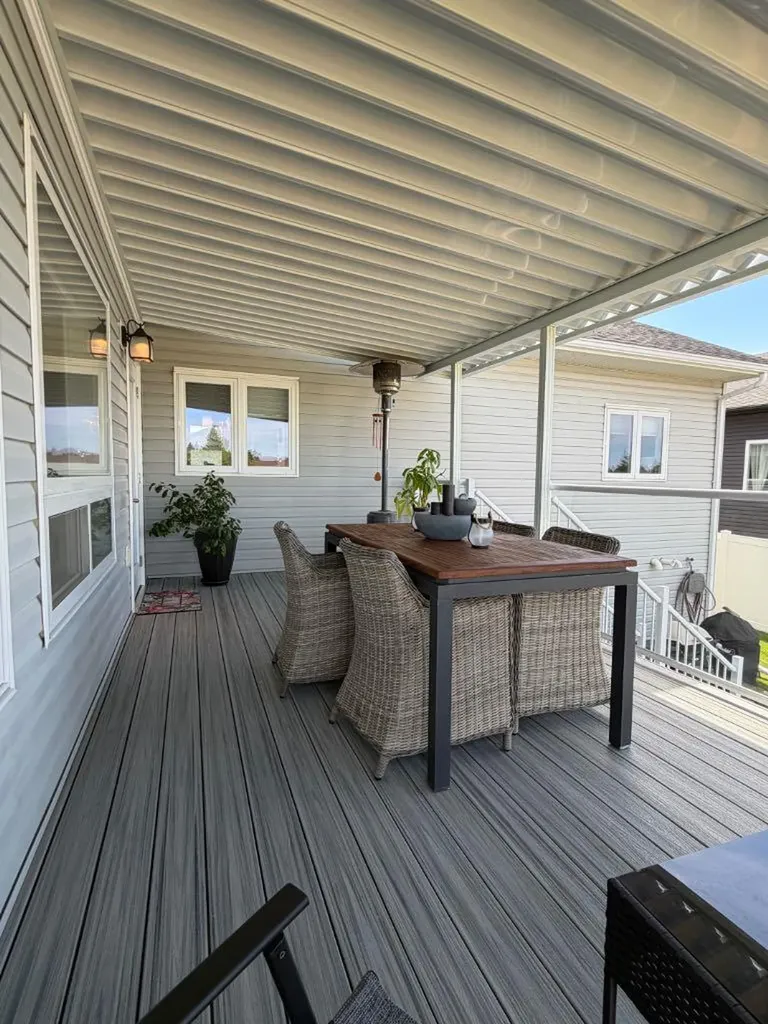 718 24 Street Wainwright AB T9W 0B6