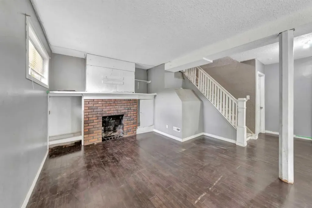 4825 45 Street Lloydminster SK S9V 0H8