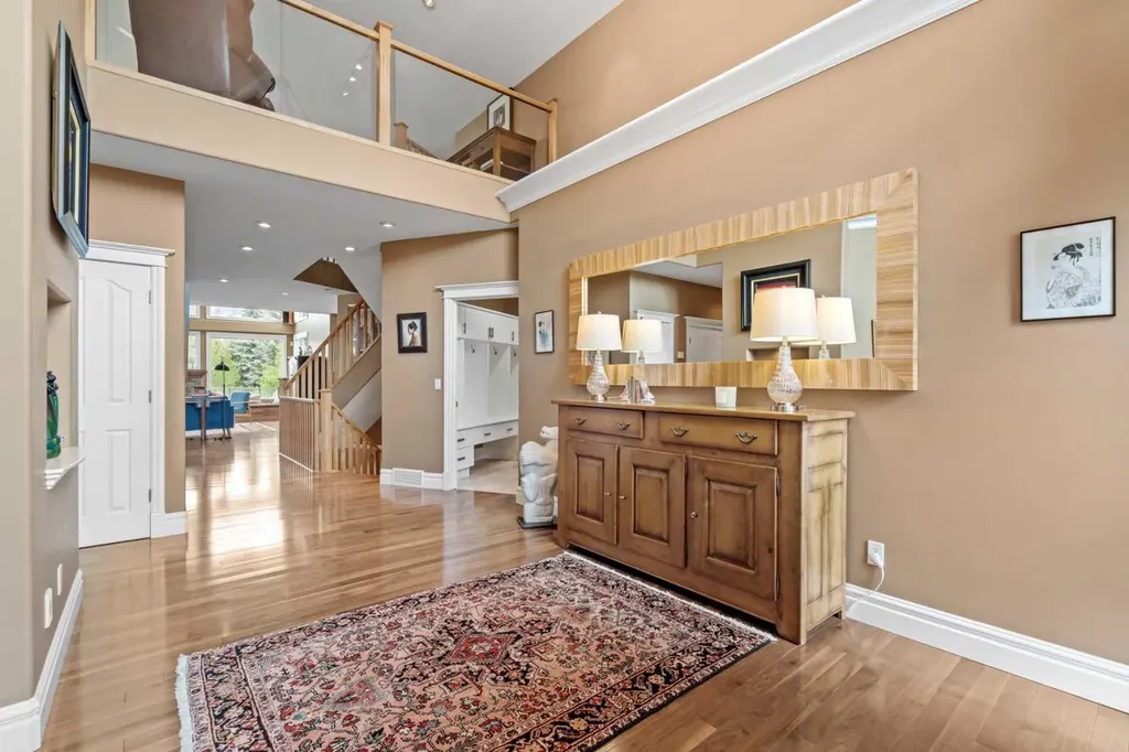 13 Discovery Rise SW Calgary AB T3H 4N6