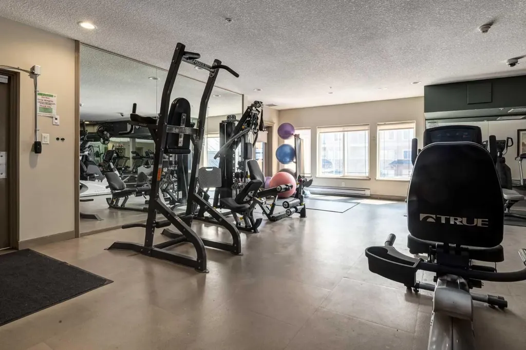 30 Discovery Ridge Close SW Calgary AB T3H 5X5
