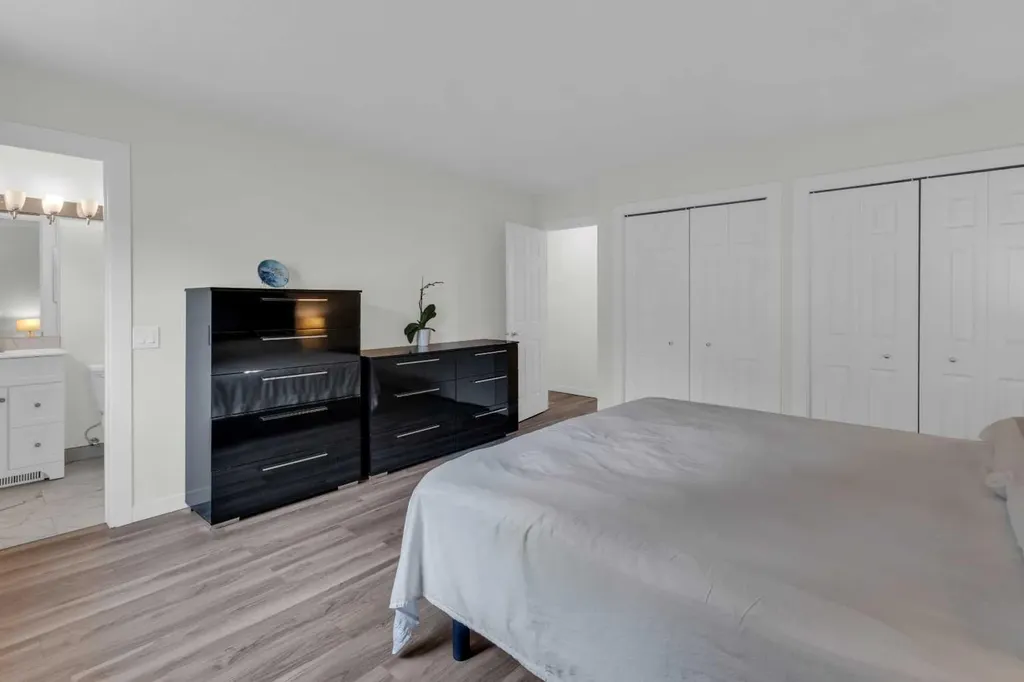 203 Edgepark Boulevard NW Calgary AB T3A 4E4