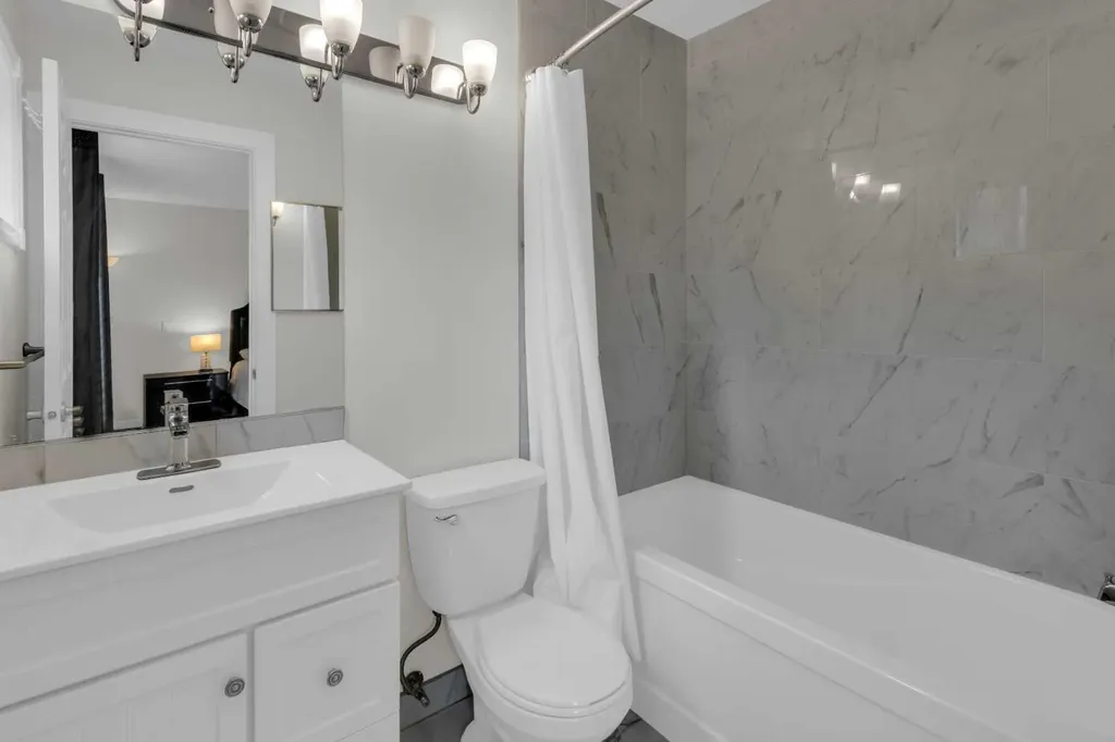 203 Edgepark Boulevard NW Calgary AB T3A 4E4