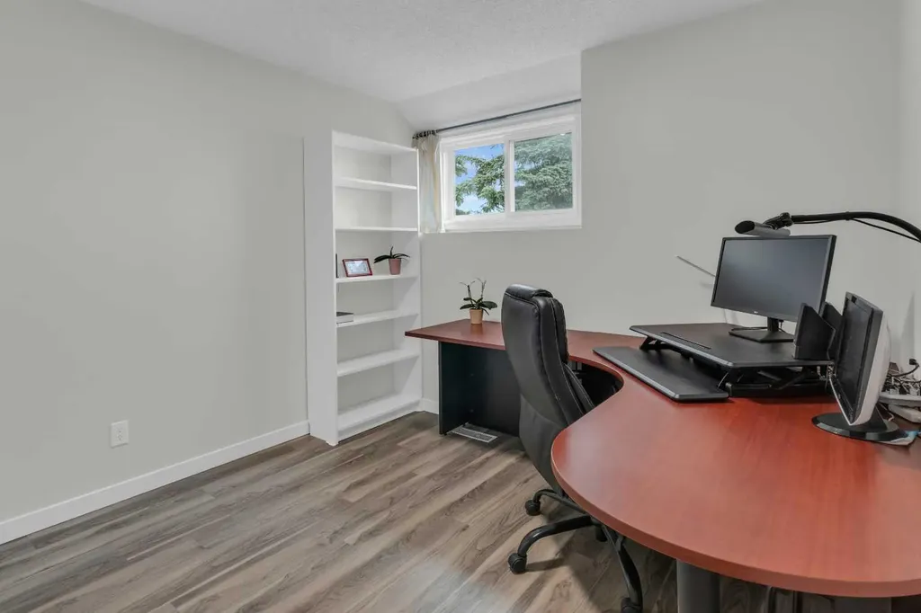 203 Edgepark Boulevard NW Calgary AB T3A 4E4