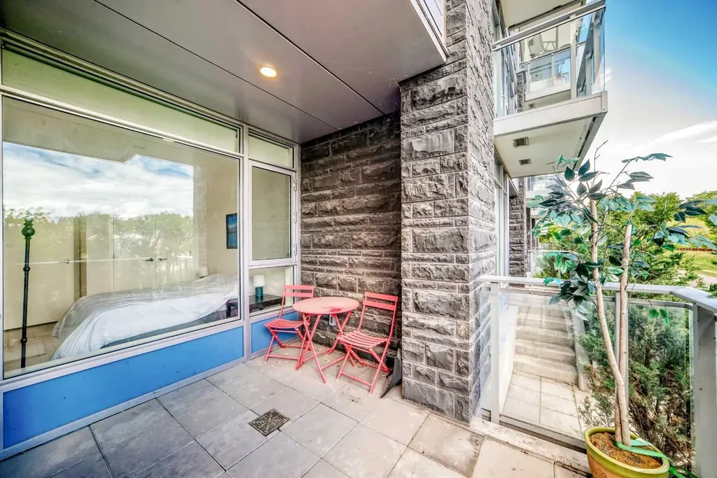 118 Waterfront Court SW Calgary AB T2P1K8
