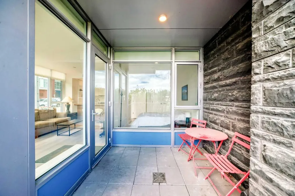 118 Waterfront Court SW Calgary AB T2P1K8