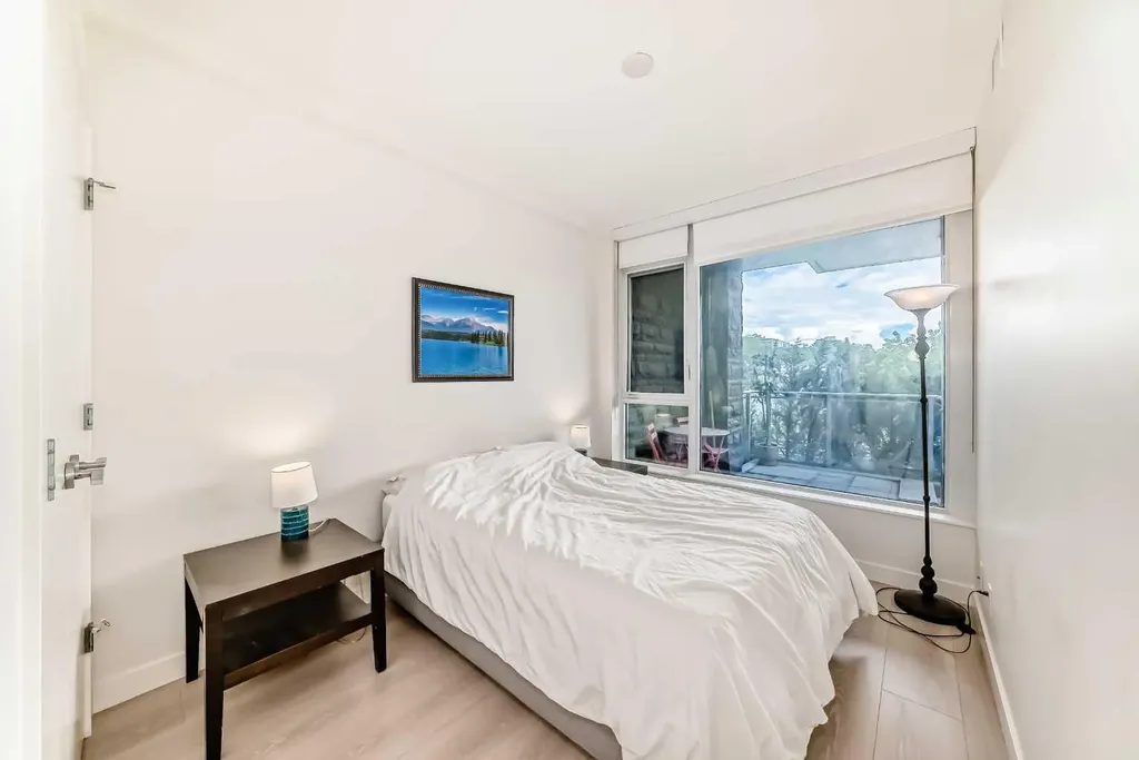 118 Waterfront Court SW Calgary AB T2P1K8
