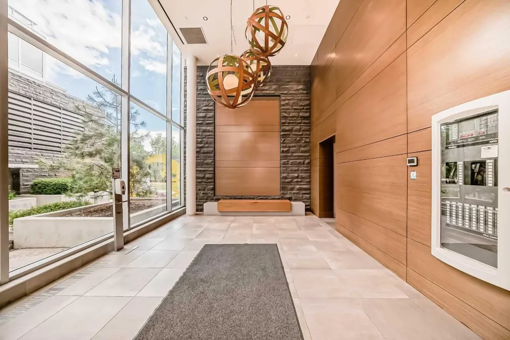 118 Waterfront Court SW Calgary AB T2P1K8