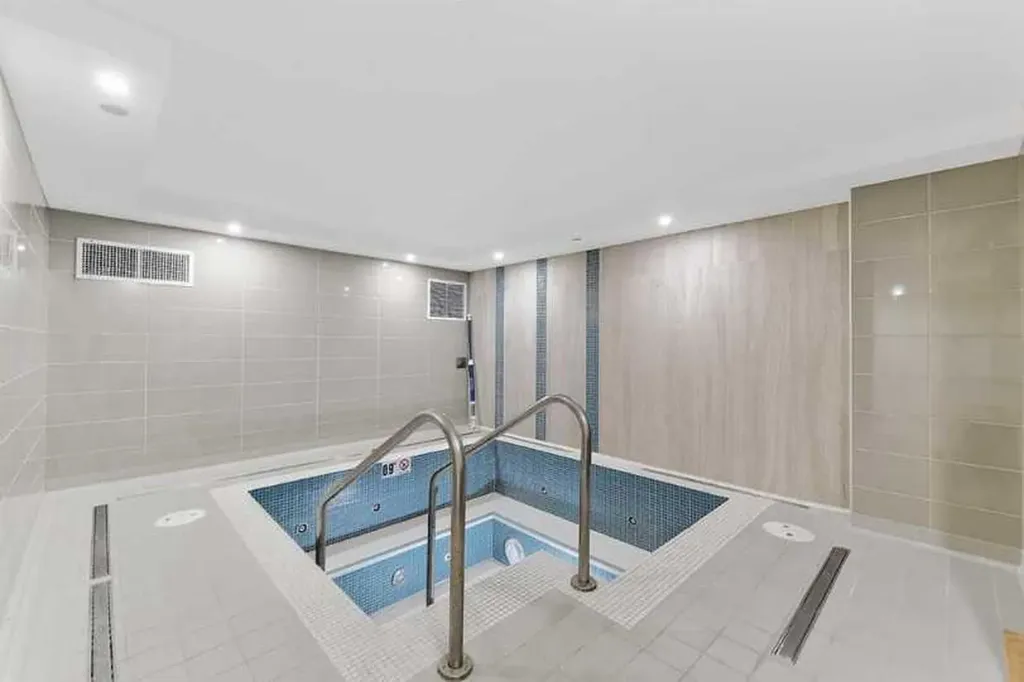 118 Waterfront Court SW Calgary AB T2P1K8
