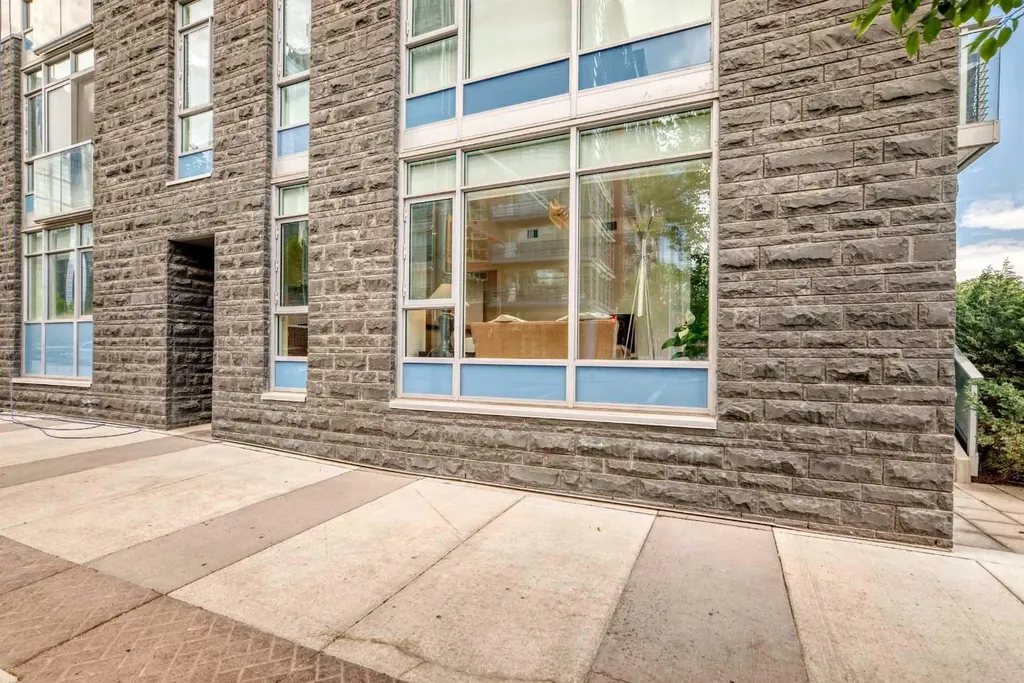 118 Waterfront Court SW Calgary AB T2P1K8