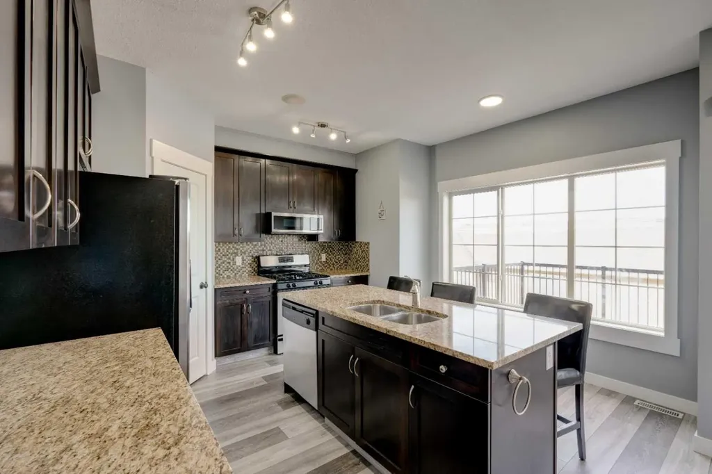 280 Rainbow Falls Drive Chestermere AB T1X0E4