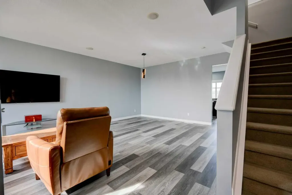 280 Rainbow Falls Drive Chestermere AB T1X0E4
