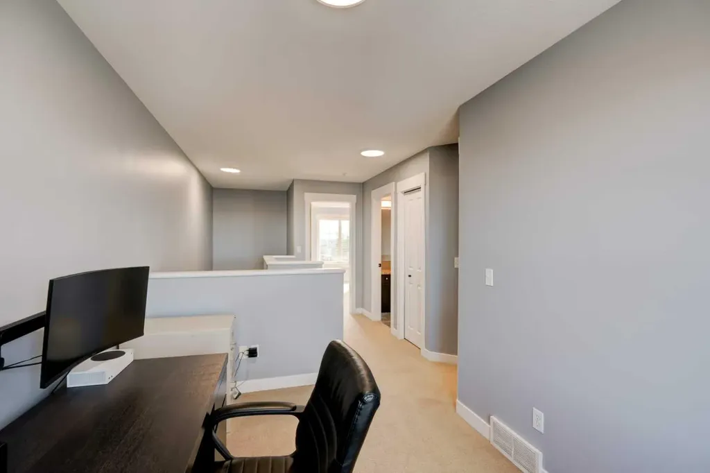 280 Rainbow Falls Drive Chestermere AB T1X0E4