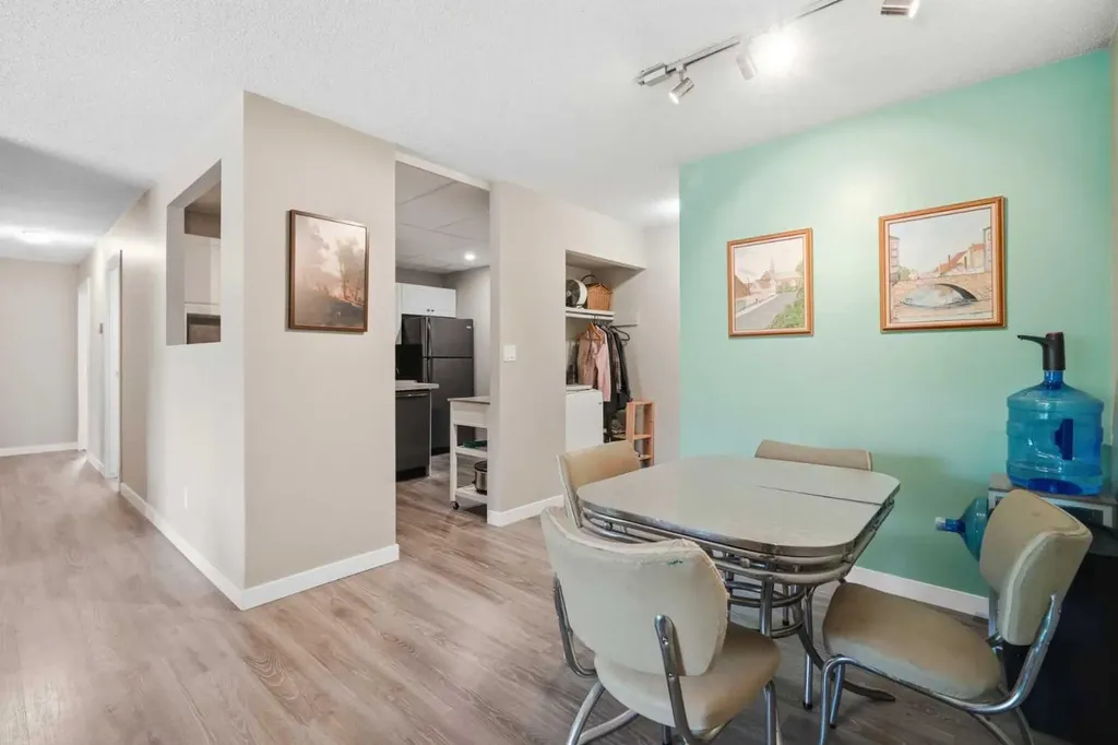 231 Heritage Drive SE Calgary AB T2H 1N1