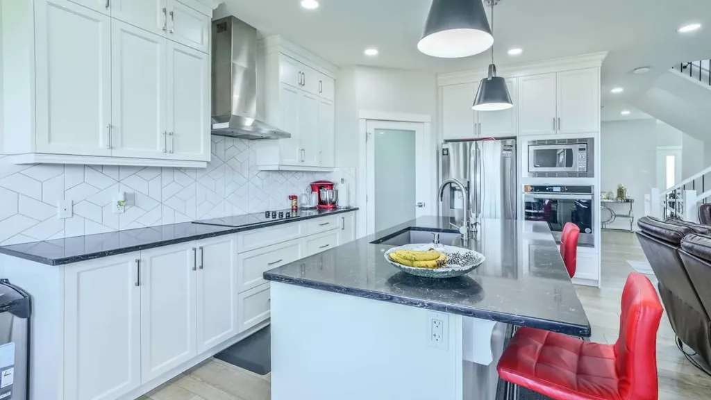 889 Corner Meadows Way NE Calgary AB T3N 2C7