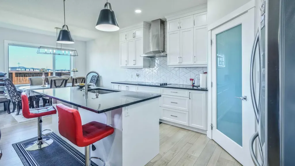 889 Corner Meadows Way NE Calgary AB T3N 2C7