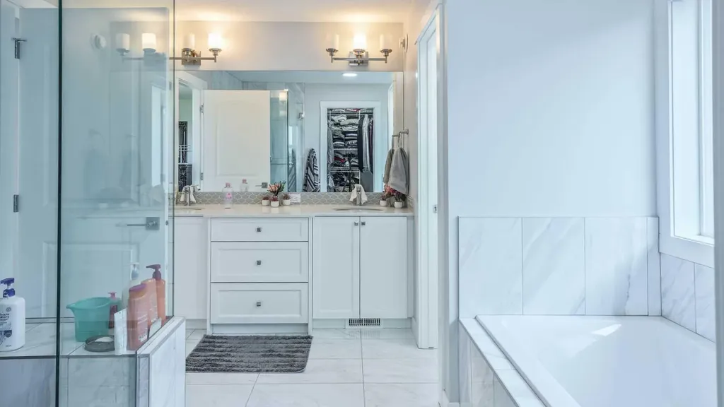 889 Corner Meadows Way NE Calgary AB T3N 2C7