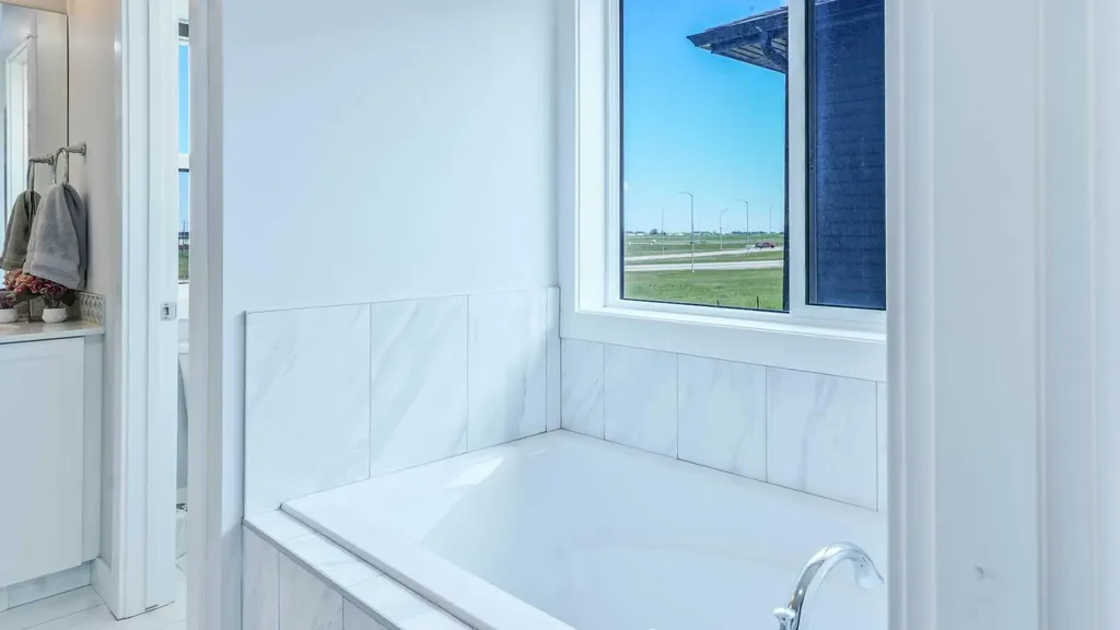 889 Corner Meadows Way NE Calgary AB T3N 2C7