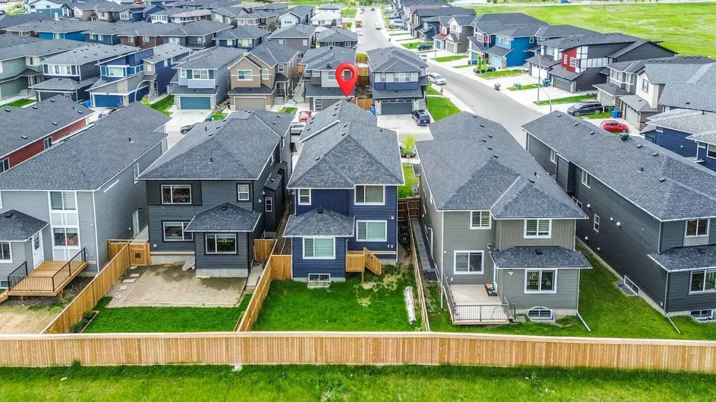 889 Corner Meadows Way NE Calgary AB T3N 2C7
