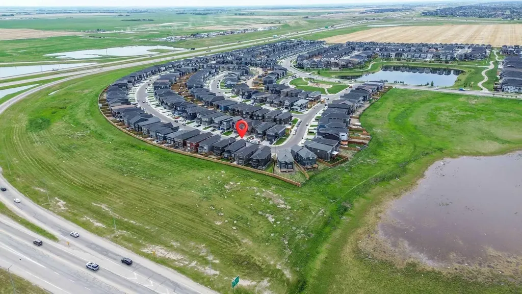 889 Corner Meadows Way NE Calgary AB T3N 2C7