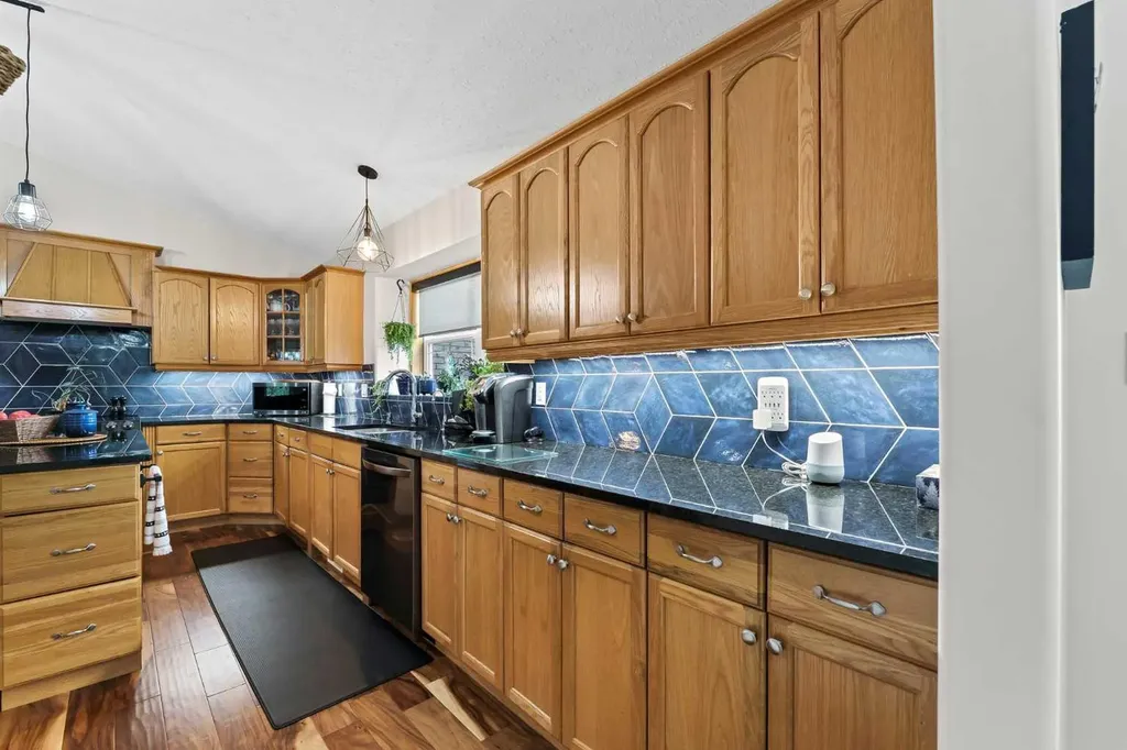 1023 Eagle Ridge Drive Dunmore AB T1B 0J7