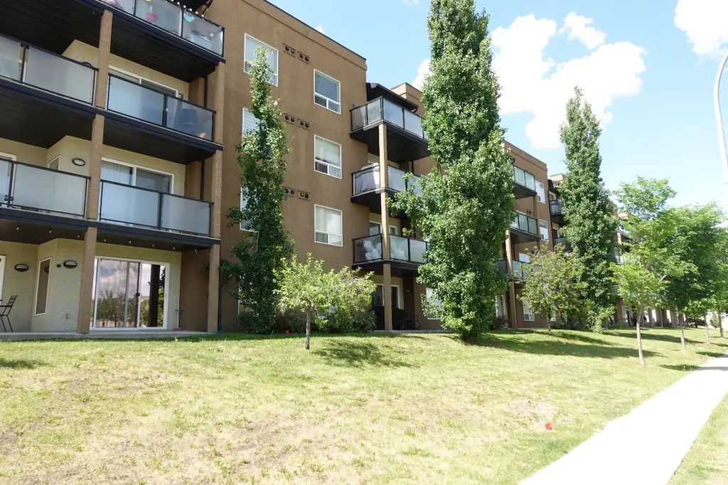 9124 96 Avenue Grande Prairie AB T8X 0A1