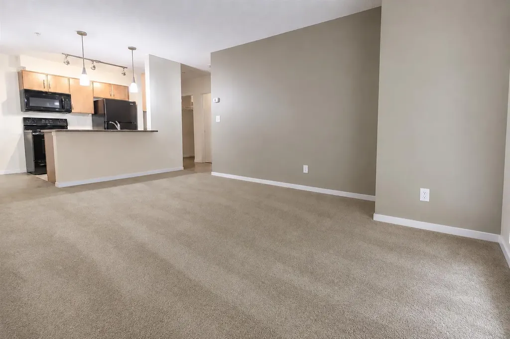 9124 96 Avenue Grande Prairie AB T8X 0A1