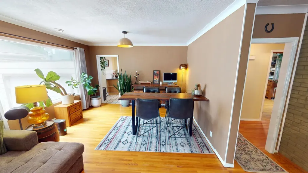 312 3 Street W Brooks AB T1R0E7