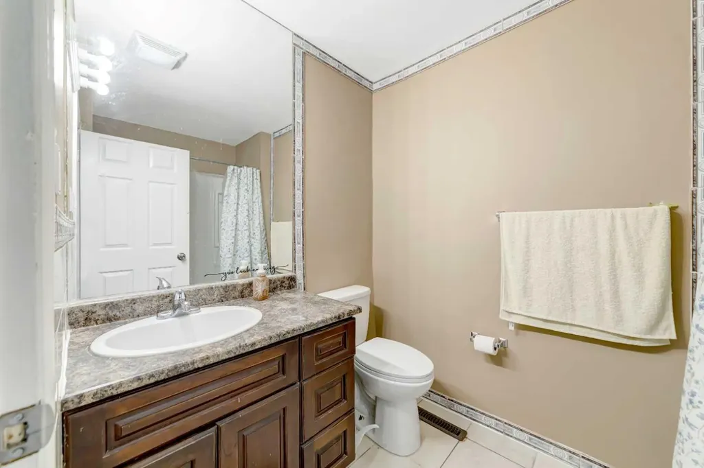 4616 45 Street Lloydminster SK S9V 0H5