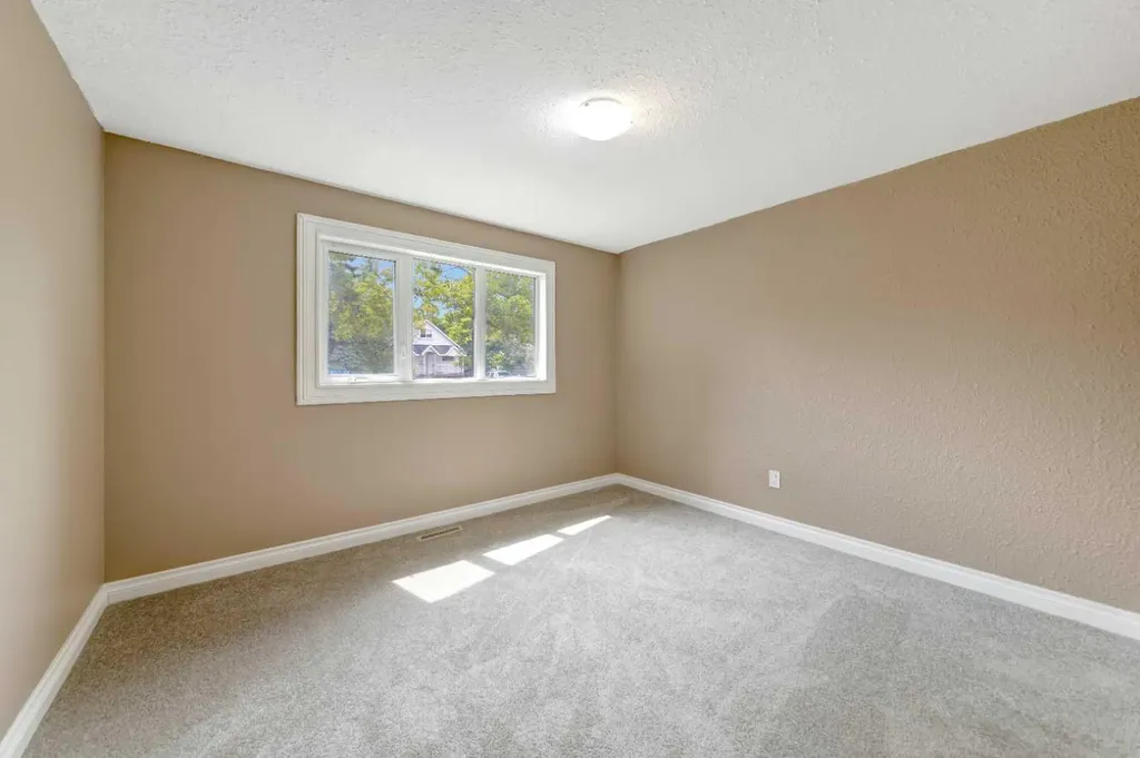 4616 45 Street Lloydminster SK S9V 0H5