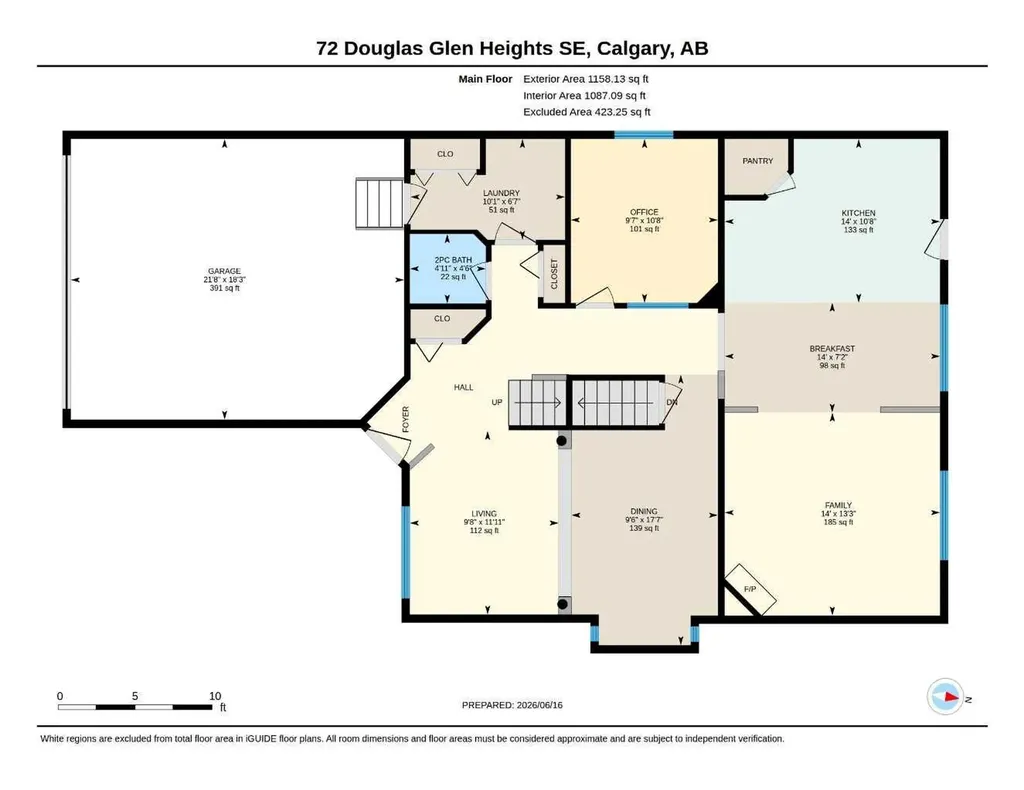 72 Douglas Glen Heights SE Calgary AB T2Z 3T5