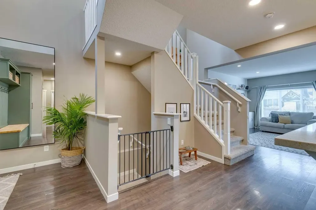 29 Copperpond Parade SE Calgary AB T2Z 5A8