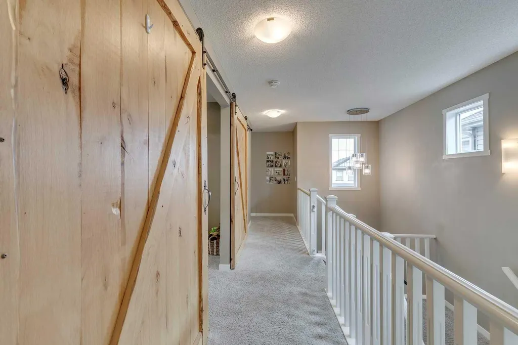 29 Copperpond Parade SE Calgary AB T2Z 5A8