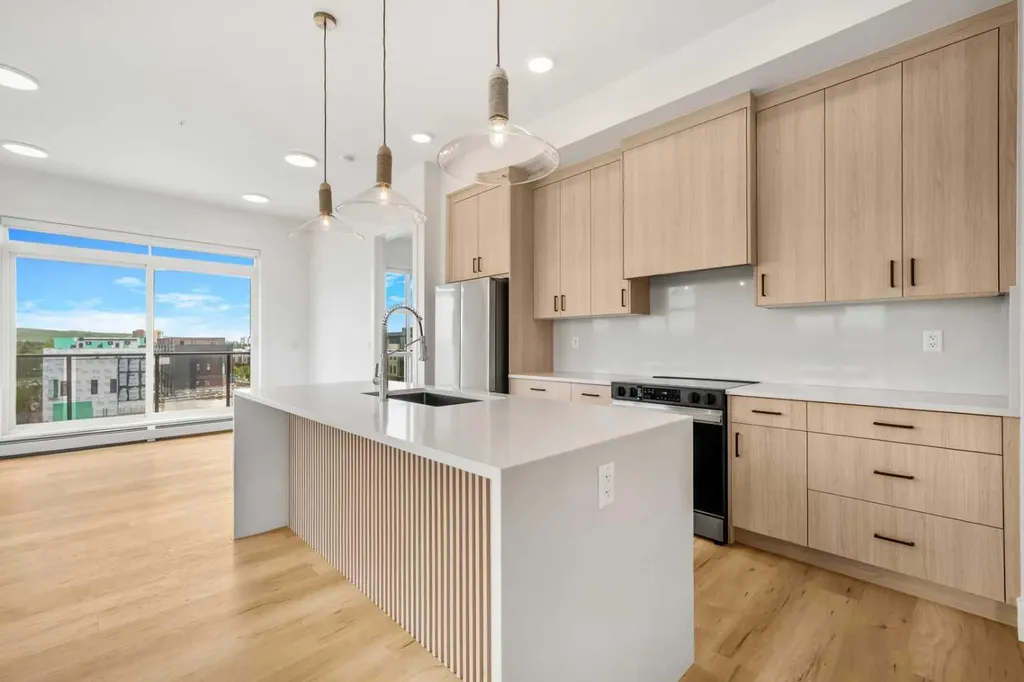 4270 Norford Avenue NW Calgary AB T3B 6P8