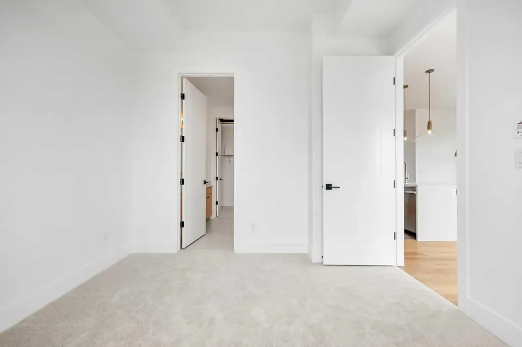 4270 Norford Avenue NW Calgary AB T3B 6P8